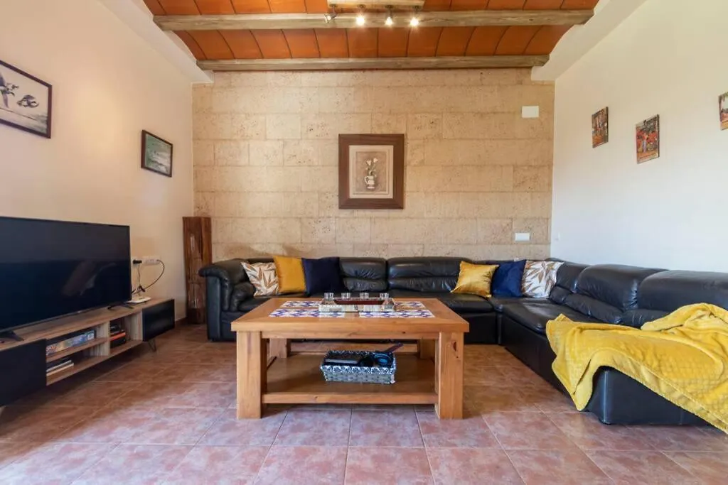 Villa Lo Guaret. La Cava 0*,  España